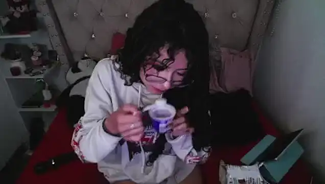 CherieCurl online show from March 10, 2026, 12:59 am