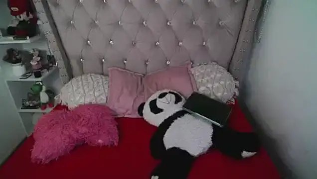 CherieCurl online show from March 23, 2026, 3:43 am