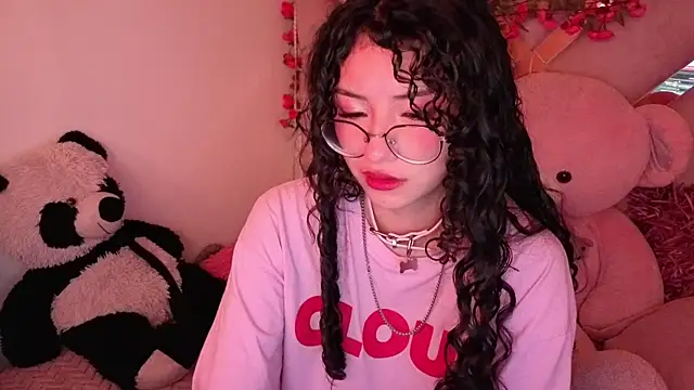 CherieCurl online show from May 29, 2026, 2:53 am
