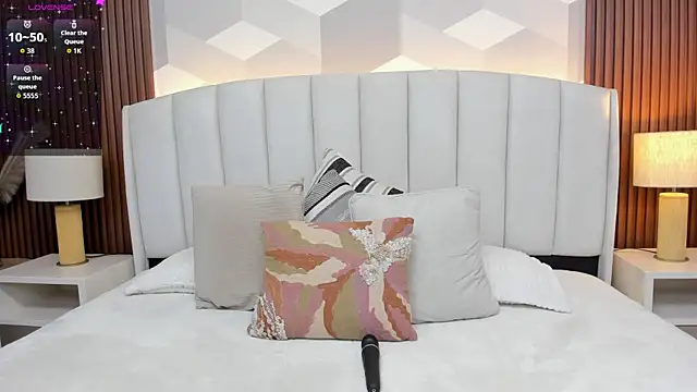 Marge lasander online show from December 3, 2025, 1:35 am