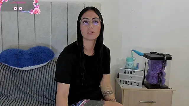 anny roberts online show from June 14, 2026, 6:54 pm
