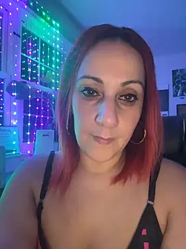 Snapshot of DeeLight124 chatting on September 21, 2025, 7:54 am DeeLight124 online show from September 21, 2025, 7:54 am