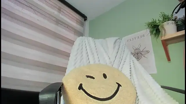 SheryLee online show from February 4, 2025, 8:28 pm