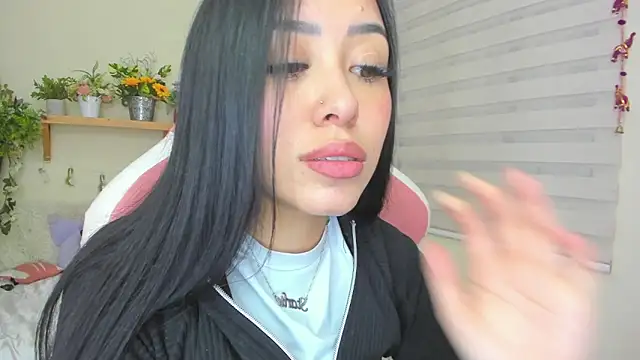 Starliee   online show from March 8, 2025, 12:11 am