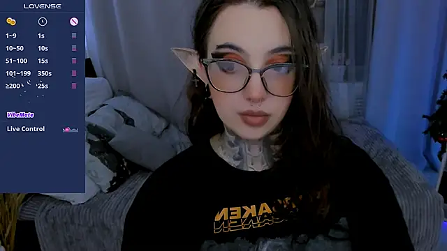 Dixi Pixi  online show from December 17, 2025, 10:32 am