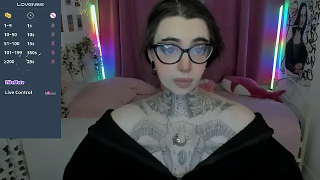 Snapshot of Dixi_Pixi_ chatting on February 28, 2026, 5:41 am Dixi Pixi online show from February 28, 2026, 5:41 am