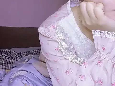 Yenzhing online show from February 12, 2025, 3:29 am