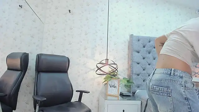 MissSussy online show from May 13, 2026, 3:04 am