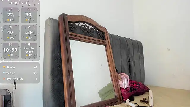 Snapshot of latinaStepmom chatting on September 22, 2025, 1:46 pm latinaStepmom online show from September 22, 2025, 1:46 pm