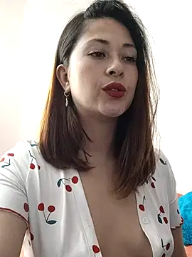 Snapshot of LisbethMoore_ chatting on March 12, 2025, 2:45 pm LisbethMoore  online show from March 12, 2025, 2:45 pm