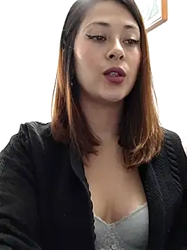 Snapshot of LisbethMoore_ chatting on March 13, 2025, 1:40 pm LisbethMoore  online show from March 13, 2025, 1:40 pm