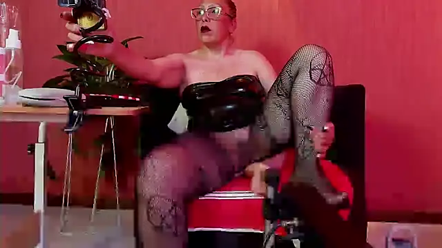 BrendaSex Hot online show from May 5, 2026, 10:18 pm