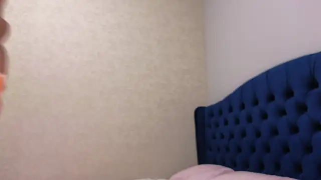 kimmie meow online show from October 31, 2025, 7:26 pm