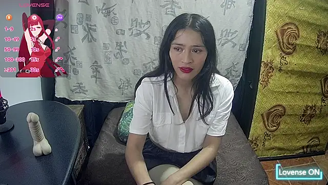 Hanha00 online show from April 30, 2026, 3:51 pm