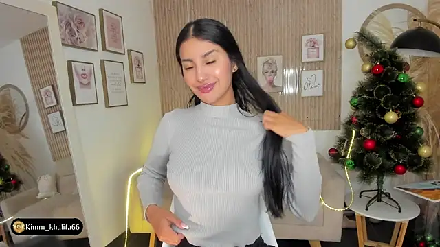 Kimm khalifa online show from December 31, 2024, 1:08 pm