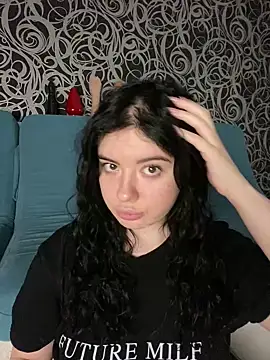 Snapshot of Kimi_Ass chatting on January 28, 2025, 8:47 pm Kimi Ass online show from January 28, 2025, 8:47 pm