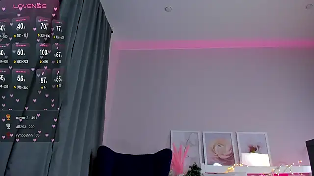 Elis Fox online show from December 25, 2024, 1:09 pm