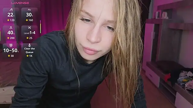 Snapshot of Elis_Fox chatting on April 5, 2026, 11:07 am Elis Fox online show from April 5, 2026, 11:07 am