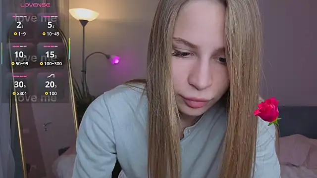 Snapshot of Elis_Fox chatting on May 4, 2026, 2:02 pm Elis Fox online show from May 4, 2026, 2:02 pm