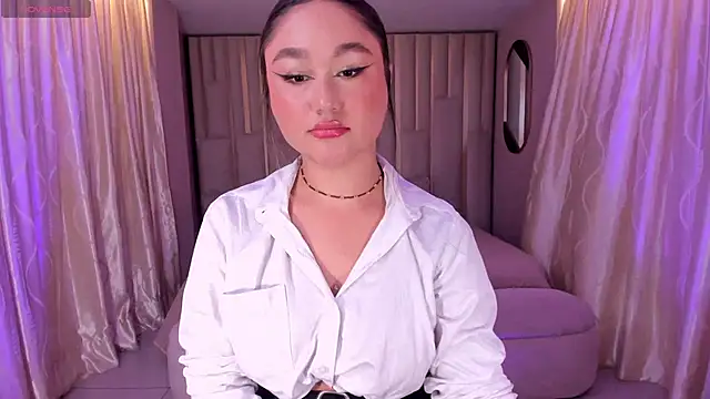 SamanthaConnor  online show from December 20, 2024, 7:39 pm