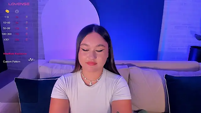 SamanthaConnor  online show from February 11, 2025, 10:28 pm