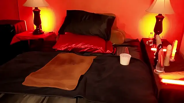 Snapshot of JenniferCD chatting on February 23, 2026, 5:32 pm JenniferCD online show from February 23, 2026, 5:32 pm