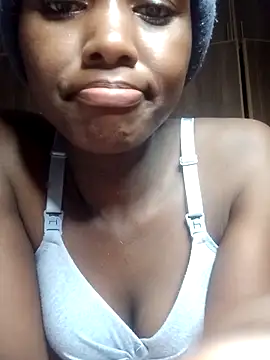 Snapshot of bebsexy chatting on October 24, 2025, 4:47 pm bebsexy online show from October 24, 2025, 4:47 pm