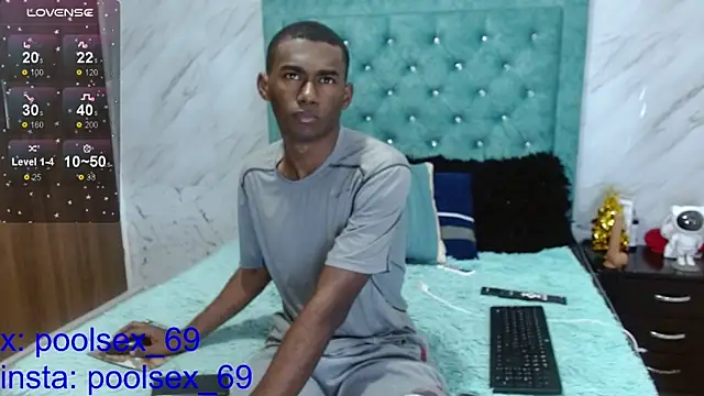 Poolsex 69 online show from January 5, 2025, 1:36 pm