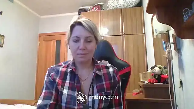 Snapshot of IrinaB1 chatting on January 26, 2025, 1:58 pm IrinaB1 online show from January 26, 2025, 1:58 pm