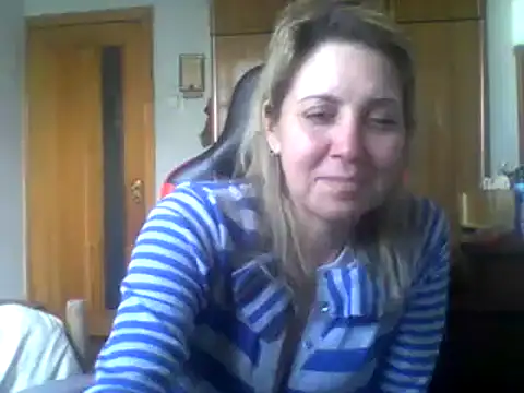 Snapshot of IrinaB1 chatting on February 5, 2025, 9:57 am IrinaB1 online show from February 5, 2025, 9:57 am