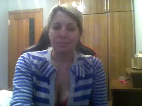 Snapshot of IrinaB1 chatting on February 8, 2025, 3:00 pm IrinaB1 online show from February 8, 2025, 3:00 pm