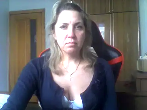 Snapshot of IrinaB1 chatting on February 9, 2025, 9:16 am IrinaB1 online show from February 9, 2025, 9:16 am