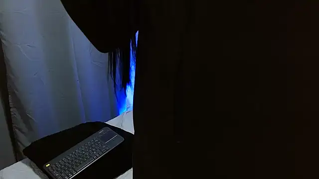 Susana hank2 online show from December 6, 2024, 10:19 pm