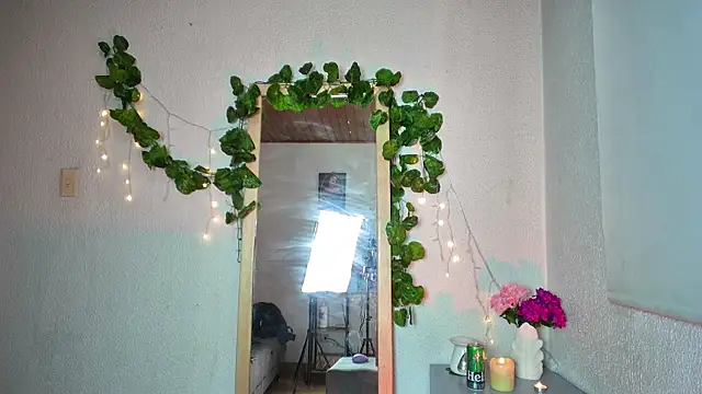 Snapshot of ari_kat chatting on January 17, 2025, 5:32 am ari kat online show from January 17, 2025, 5:32 am