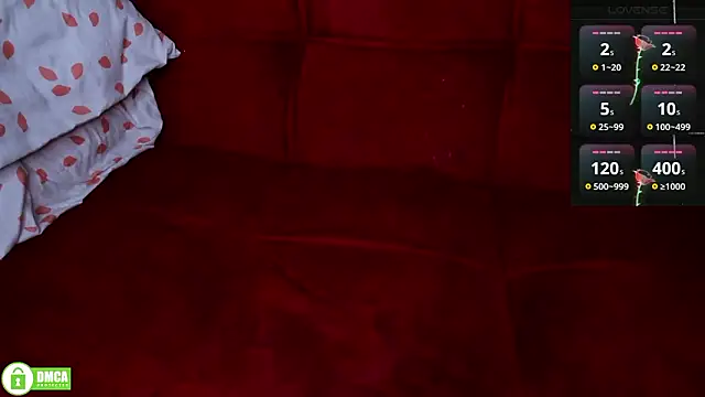 Snapshot of ohpetitemuse chatting on March 14, 2026, 4:01 pm ohpetitemuse online show from March 14, 2026, 4:01 pm