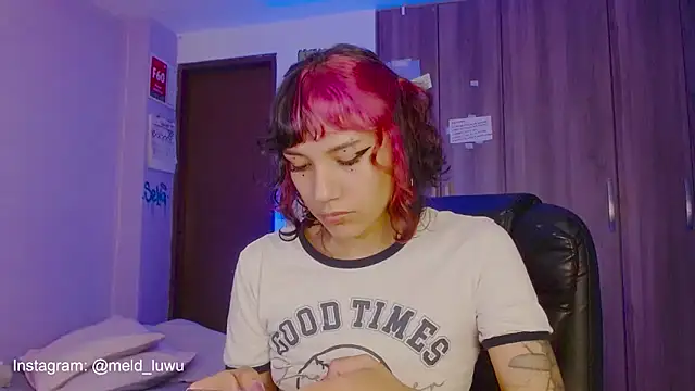 melissahowl online show from May 8, 2026, 10:37 pm