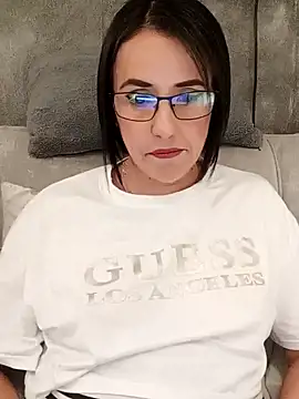 IsisBlake online show from January 17, 2025, 11:40 pm