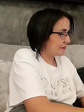 IsisBlake online show from January 18, 2025, 1:51 pm