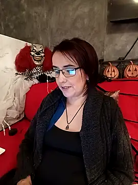 IsisBlake online show from October 5, 2025, 3:10 pm