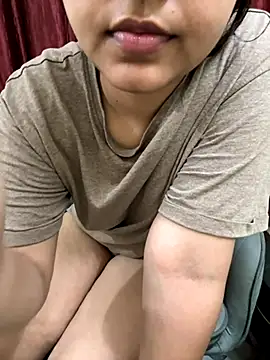 sassygirl4141 online show from October 3, 2025, 7:22 pm