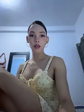 Carlita cute online show from May 6, 2026, 1:47 am