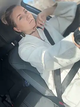 Snapshot of Crazy-Rosa chatting on March 11, 2026, 6:19 am Crazy-Rosa online show from March 11, 2026, 6:19 am