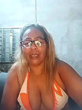 Snapshot of Afroditabichota chatting on September 26, 2025, 3:54 am Afroditabichota online show from September 26, 2025, 3:54 am