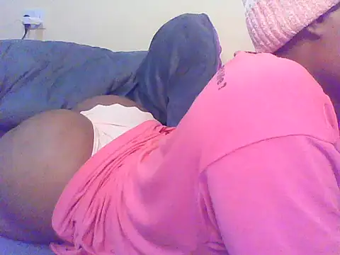 EBONYVANILLA02 online show from November 12, 2025, 7:24 pm