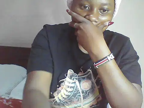 EBONYVANILLA02 online show from April 28, 2026, 7:57 am