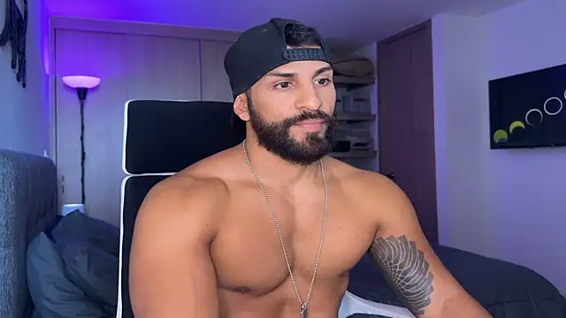 SamDornan online show from January 20, 2025, 7:04 pm