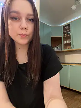 Marylallka5 online show from February 5, 2025, 2:48 pm