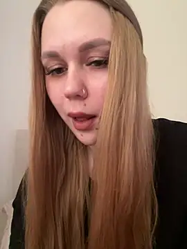 Marylallka5 online show from June 25, 2026, 5:23 am