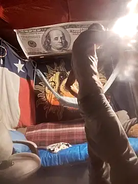 Gillygilly76 online show from February 27, 2026, 5:29 am