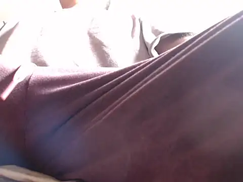 Snapshot of lover_camer chatting on October 6, 2025, 2:25 pm lover camer online show from October 6, 2025, 2:25 pm